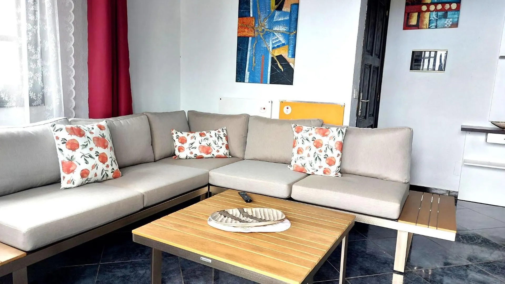 Modern Holiday Home With Balcony With Sea And Mountain Views No Teide-View Icod De Los Vinos Apartment