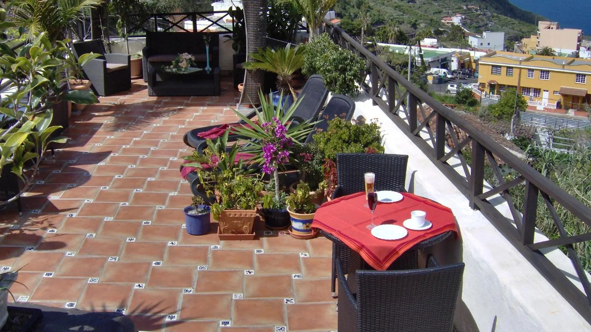 Modern Holiday Home With Balcony With Sea And Mountain Views No Teide-View Icod De Los Vinos